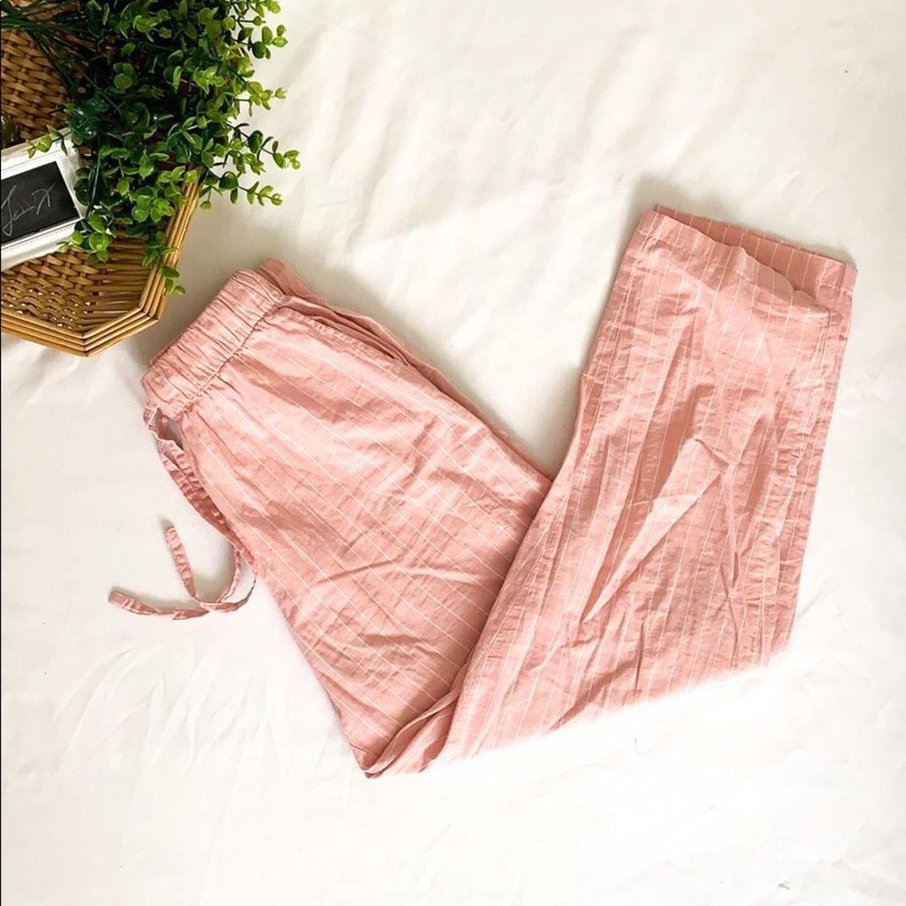 🛍Pink and white strip pink pj pants